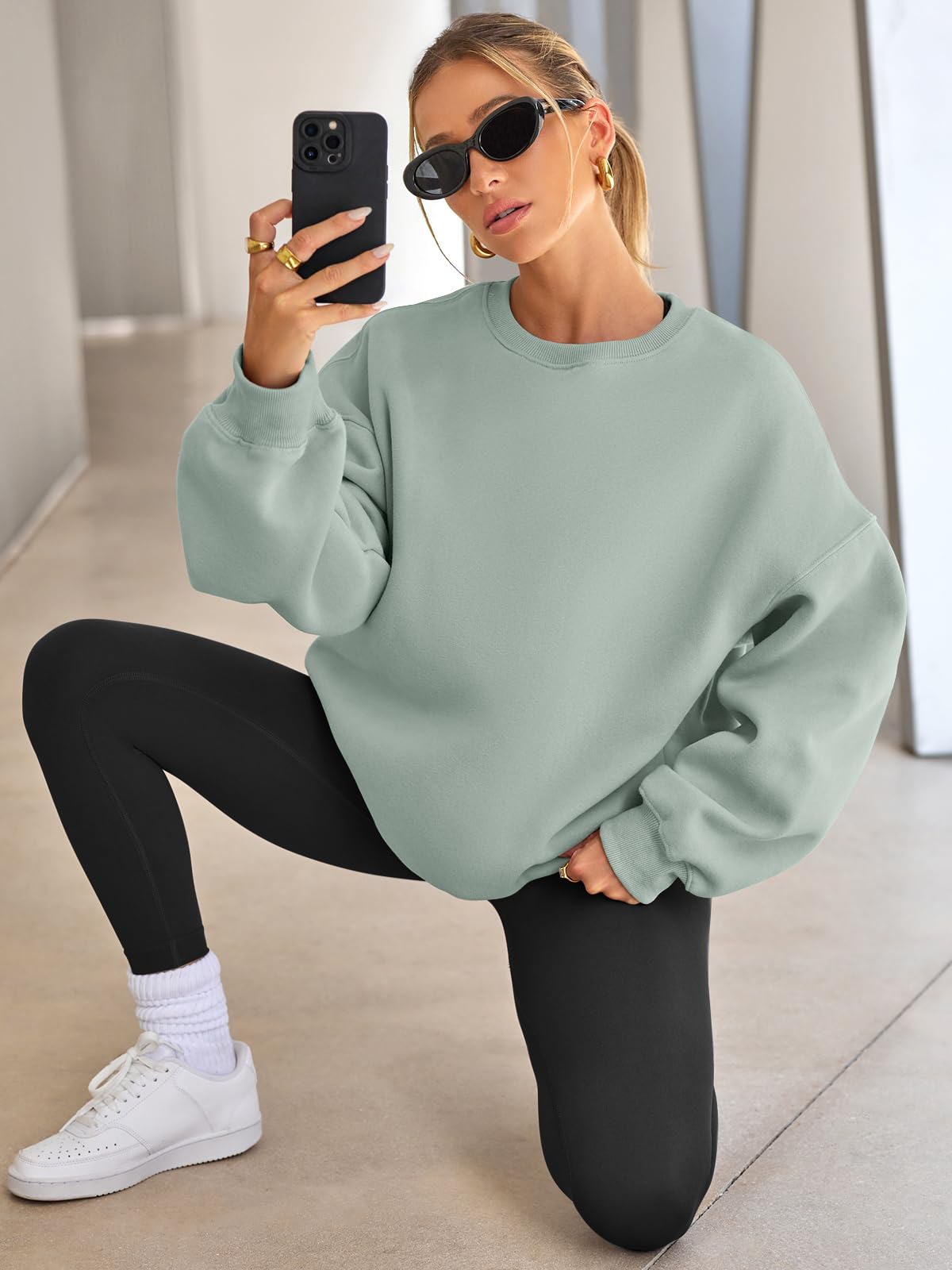 EFAN Women's Oversized Crewneck Sweatshirt