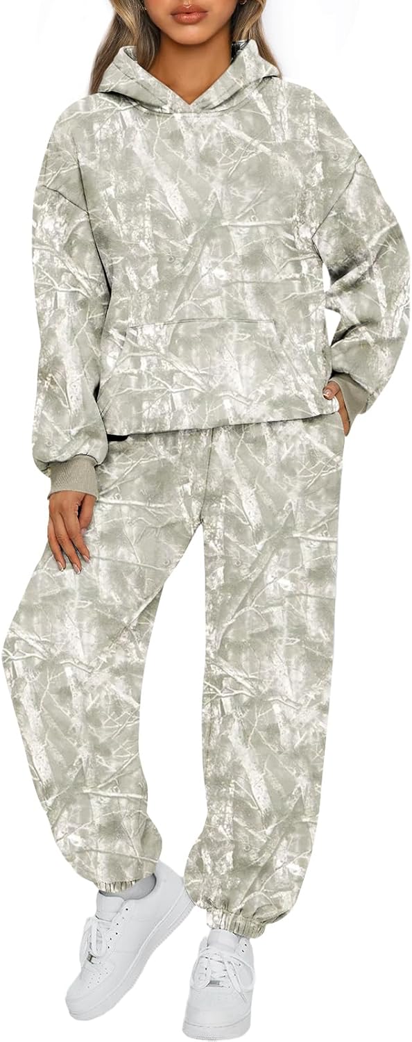 AUTOMET Women's Fleece Hoodie & Jogger Lounge Set