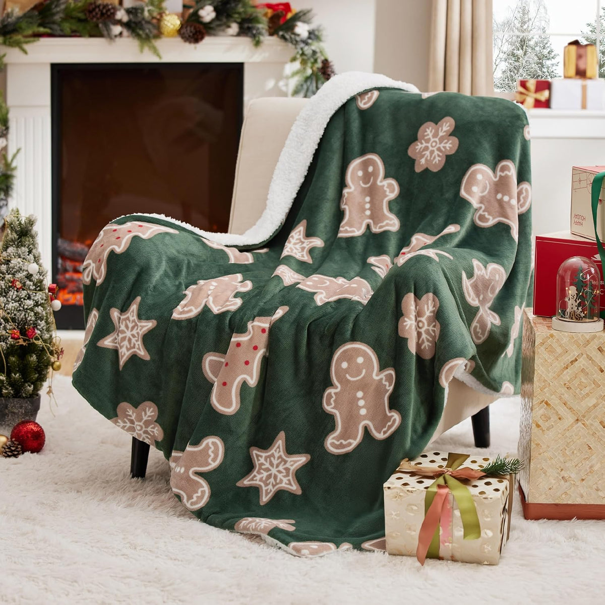 Bedsure Christmas Sherpa Throw Blanket – 50 × 60 in